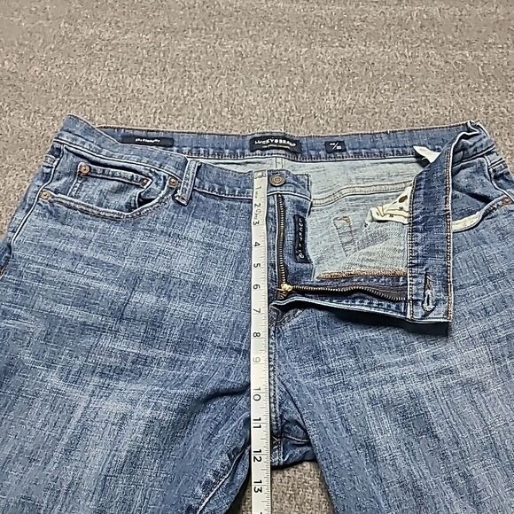 Lucky Brand 221 Mens Jeans 40x32 Straight Fit Blue Faded Grunge Denim Pants - Picture 3 of 10